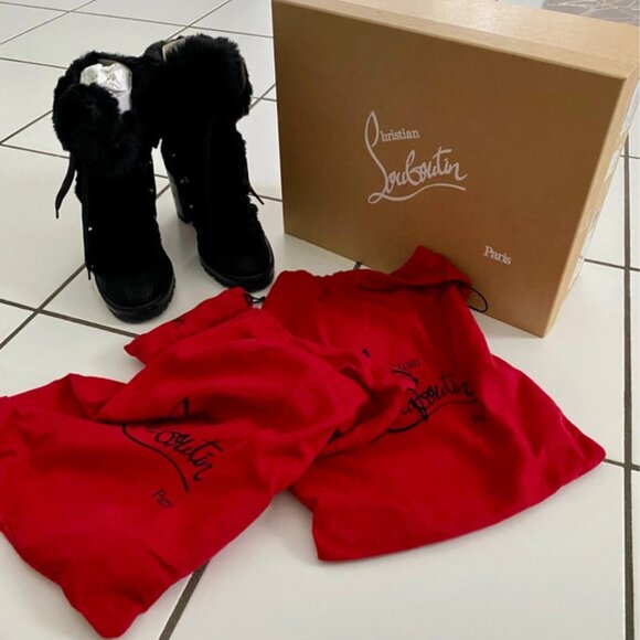 Black Louboutin boots - Picture 1 of 5
